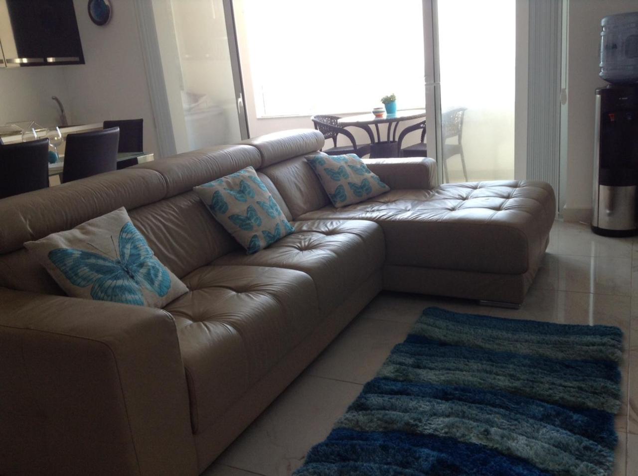 Seafront Apartment With Pool St. Paul's Bay Exteriör bild